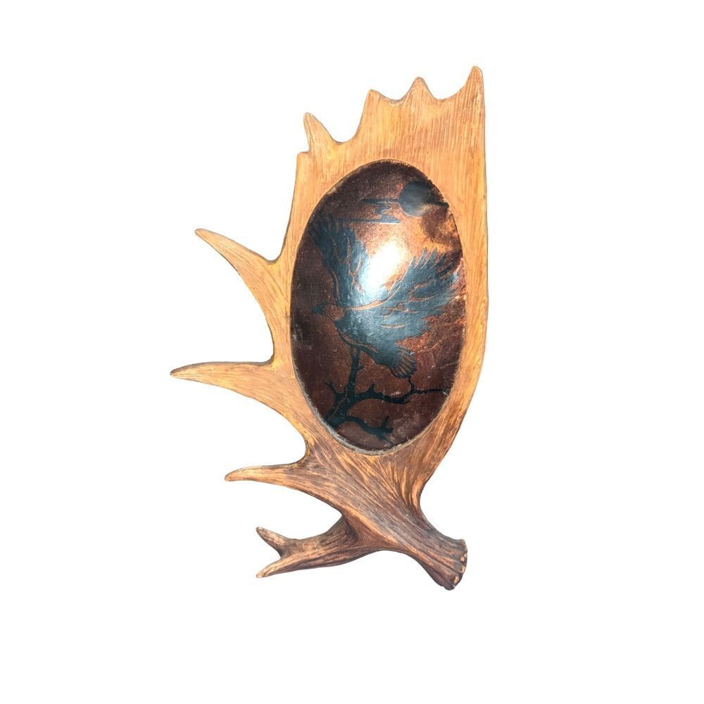 🛍️FAUX HORN LAMP WITH EAGLE APPROX 13 INCHES TALL